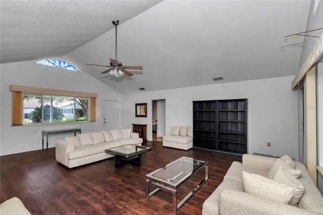 8695 SW 116TH STREET ROAD, Ocala, FL 34481