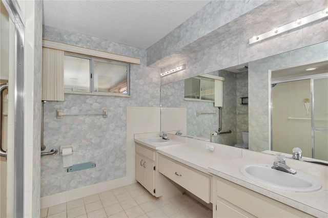 8695 SW 116TH STREET ROAD, Ocala, FL 34481