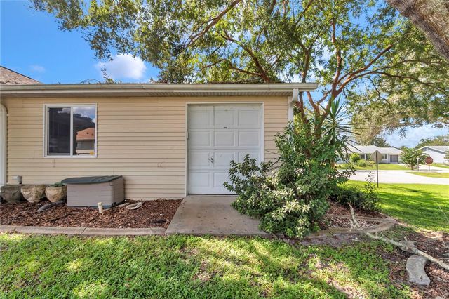 8695 SW 116TH STREET ROAD, Ocala, FL 34481