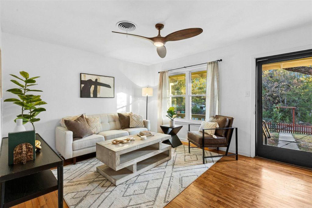 1400 Brandt DR, Austin, TX 78742