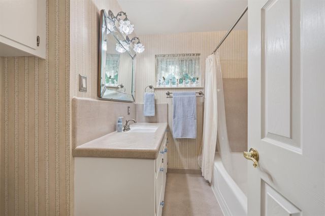 4128 Hill St, Fair Oaks, CA 95628