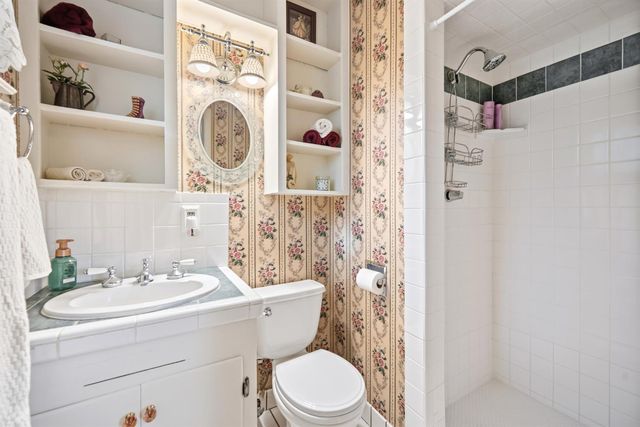 4128 Hill St, Fair Oaks, CA 95628