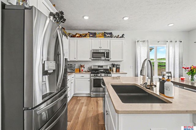 16113 Isabella Street, Bennington, NE 68007