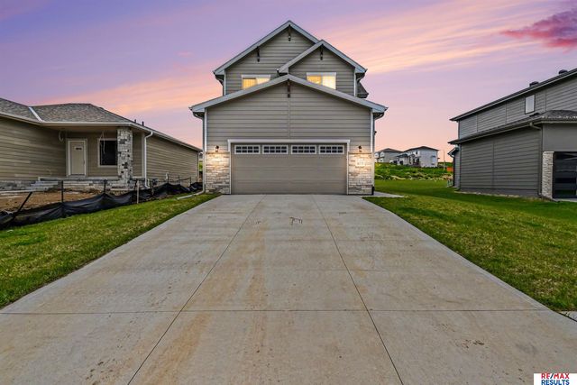 16113 Isabella Street, Bennington, NE 68007