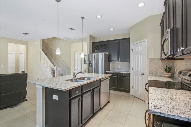 9009 VICKROY TERRACE, Oviedo, FL 32765