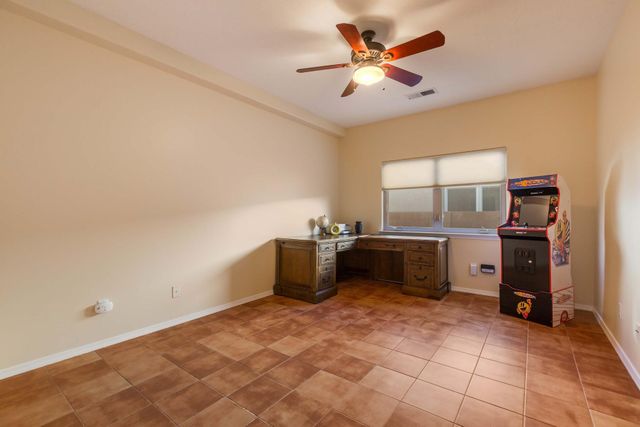 1047 Joshua Drive SE, Rio Rancho, NM 87124