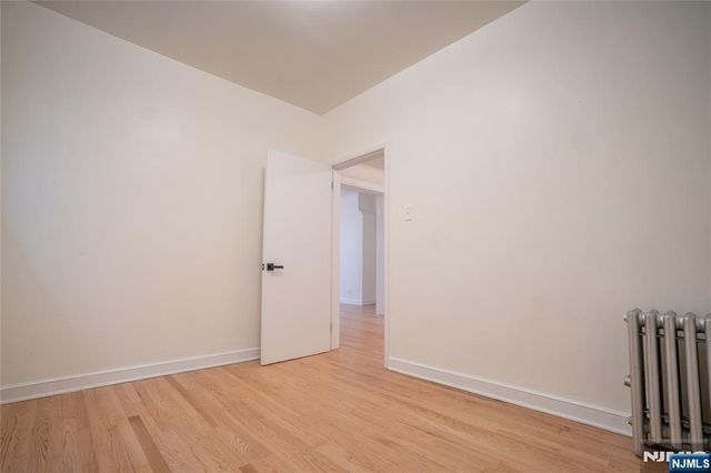 42 Lawrence Street, Bloomfield, NJ 07003