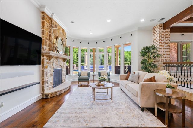 605 Park Lake Drive, Mckinney, TX 75072