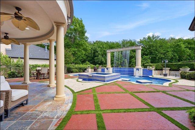 605 Park Lake Drive, Mckinney, TX 75072