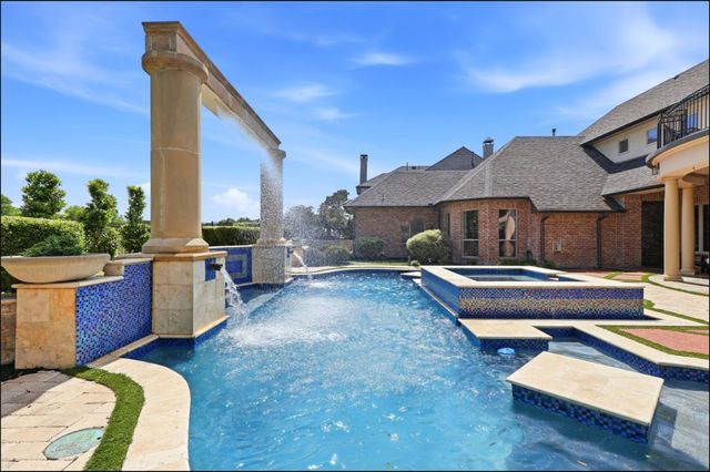 605 Park Lake Drive, Mckinney, TX 75072