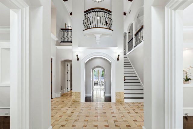 605 Park Lake Drive, Mckinney, TX 75072