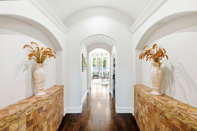 605 Park Lake Drive, Mckinney, TX 75072