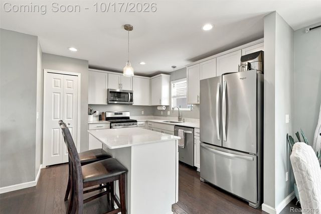 58819 Virginia Circle, New Haven Village, MI 48048