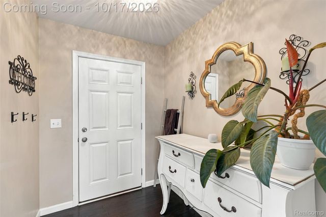 58819 Virginia Circle, New Haven Village, MI 48048