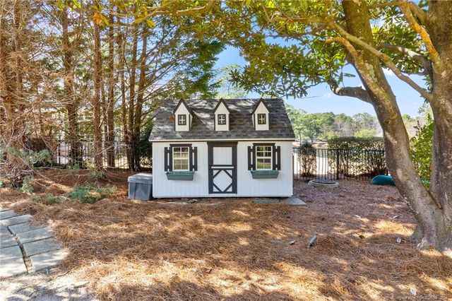 1109 Offshore Drive, Fayetteville, NC 28305