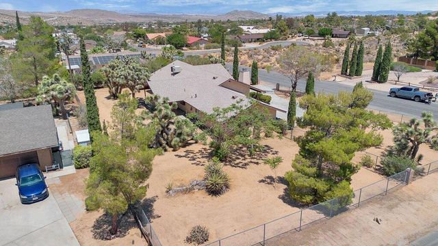 8668 Frontera Avenue, Yucca Valley, CA 92284