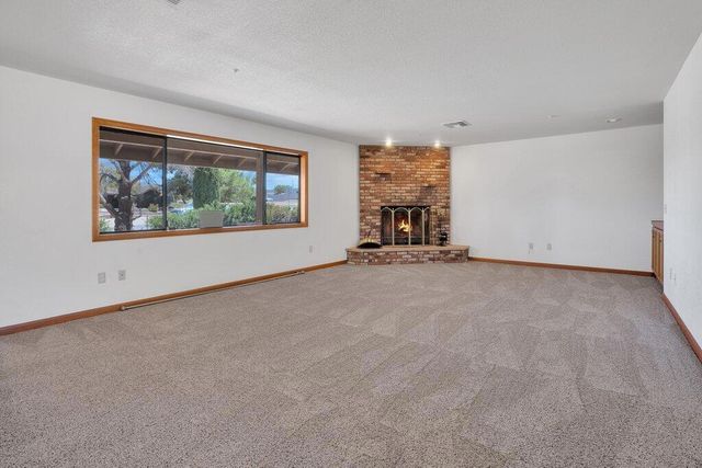 8668 Frontera Avenue, Yucca Valley, CA 92284