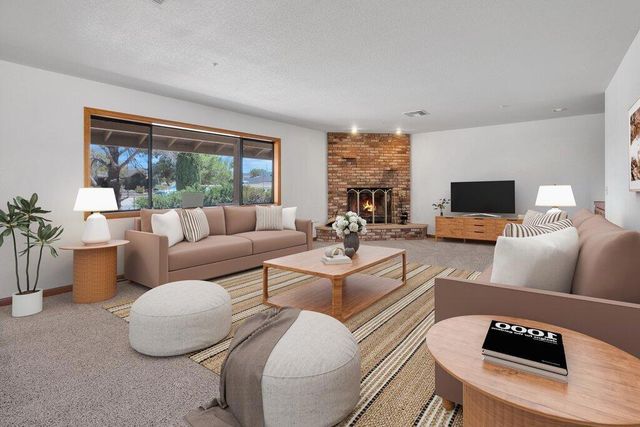 8668 Frontera Avenue, Yucca Valley, CA 92284