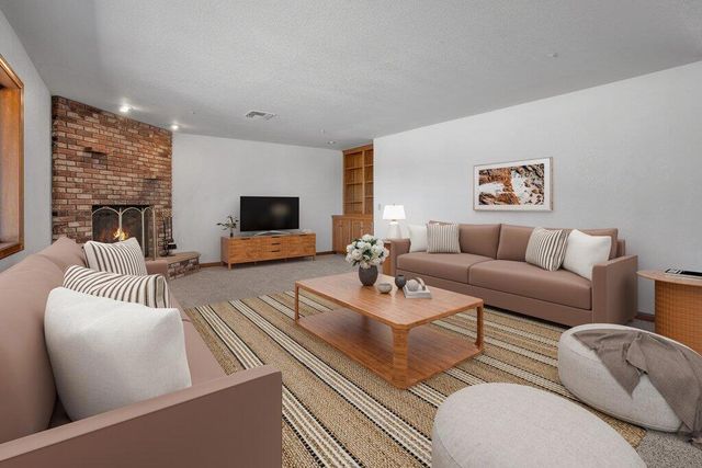 8668 Frontera Avenue, Yucca Valley, CA 92284