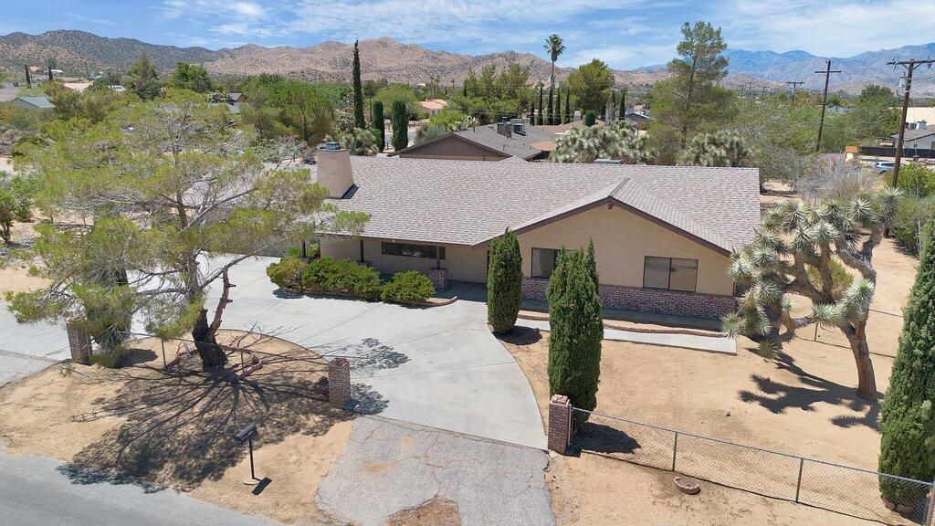 8668 Frontera Avenue, Yucca Valley, CA 92284