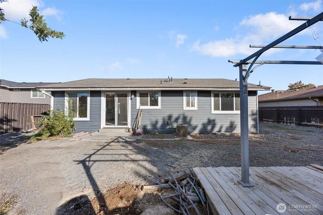 425 N Desdemona Avenue, Othello, WA 99344