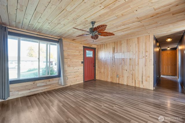 425 N Desdemona Avenue, Othello, WA 99344