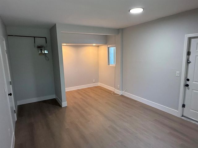 720 NE 7th Street 4, Hallandale Beach, FL 33009