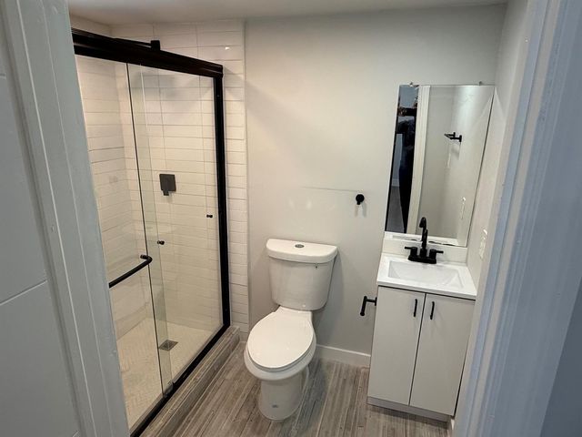 720 NE 7th Street 4, Hallandale Beach, FL 33009