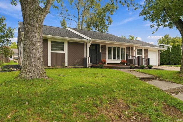 1206 Superior Drive, Auburn, IN 46706