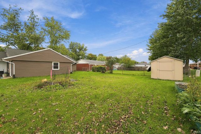 1206 Superior Drive, Auburn, IN 46706