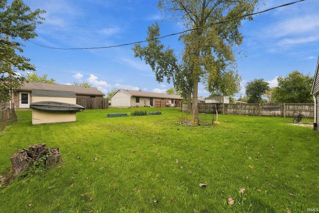 1206 Superior Drive, Auburn, IN 46706