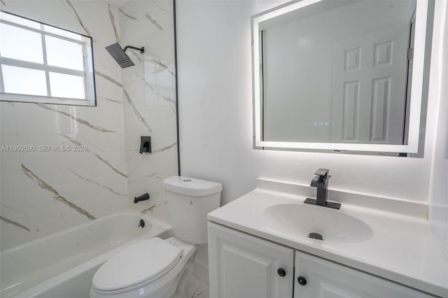 17202 NW 9th Ct, Miami Gardens, FL 33169