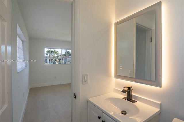 17202 NW 9th Ct, Miami Gardens, FL 33169