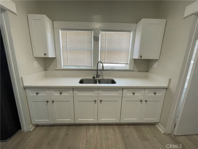 1425 W 18th St. 4, Los Angeles, CA 90006