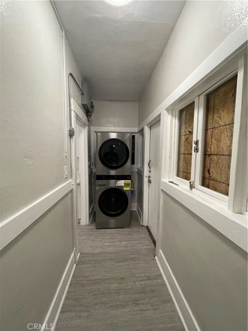 1425 W 18th St. 4, Los Angeles, CA 90006