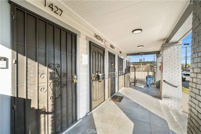 1425 W 18th St. 4, Los Angeles, CA 90006