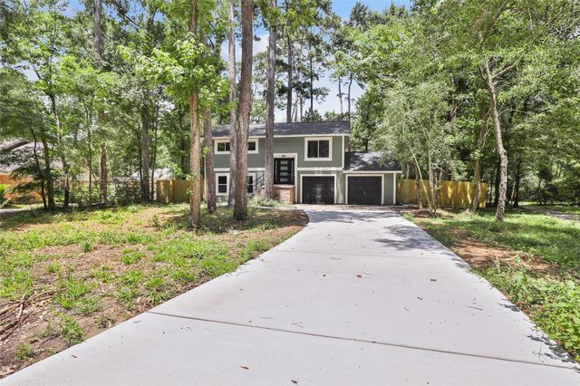 2108 W Lacey Oak Circle, The Woodlands, TX 77380