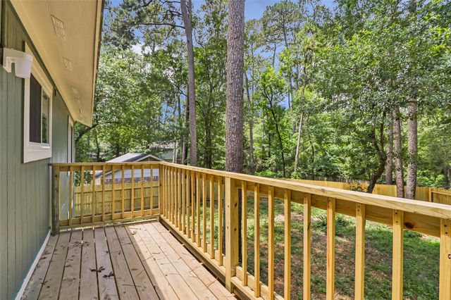 2108 W Lacey Oak Circle, The Woodlands, TX 77380