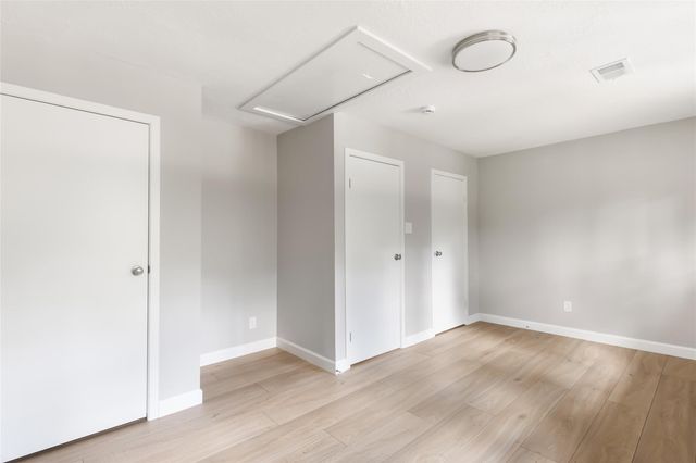 2108 W Lacey Oak Circle, The Woodlands, TX 77380