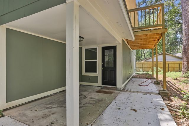2108 W Lacey Oak Circle, The Woodlands, TX 77380