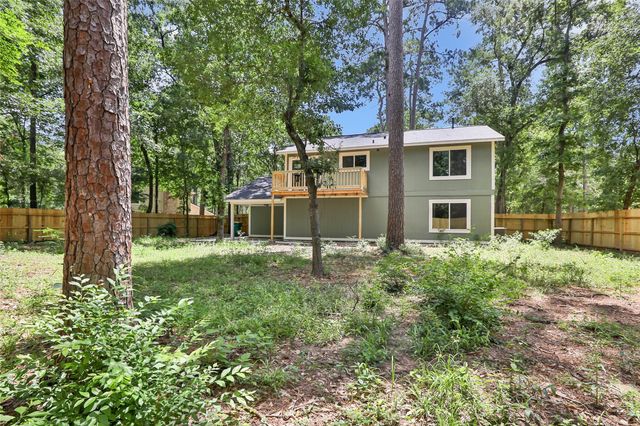 2108 W Lacey Oak Circle, The Woodlands, TX 77380