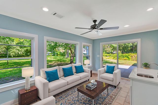 1249 Stone Post Road, Charleston, SC 29412