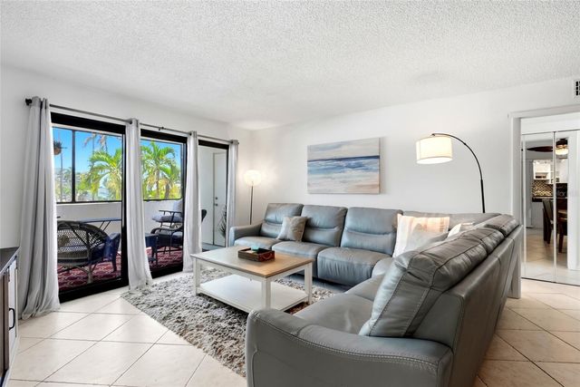 5855 MIDNIGHT PASS ROAD 222, Sarasota, FL 34242