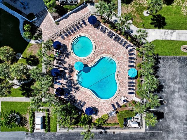 5855 MIDNIGHT PASS ROAD 222, Sarasota, FL 34242