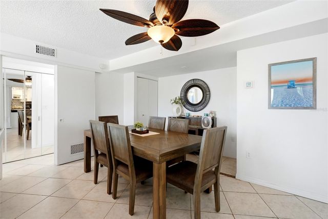 5855 MIDNIGHT PASS ROAD 222, Sarasota, FL 34242