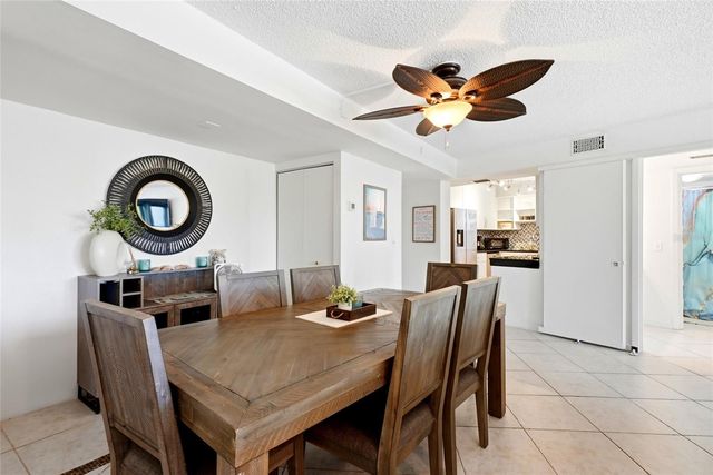 5855 MIDNIGHT PASS ROAD 222, Sarasota, FL 34242