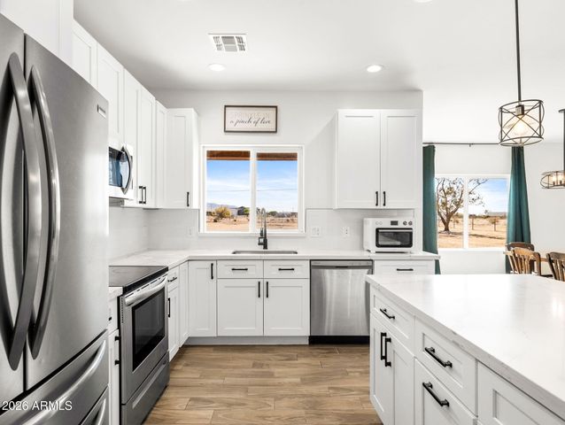 909 N 297TH Drive, Buckeye, AZ 85396