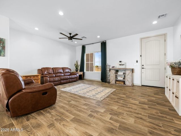 909 N 297TH Drive, Buckeye, AZ 85396