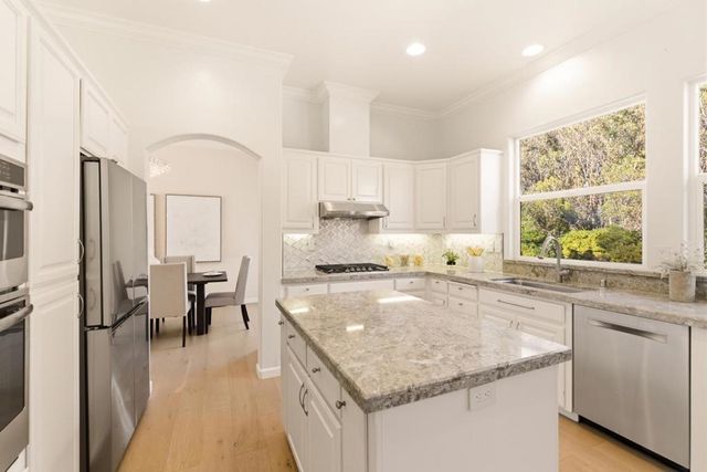 55 Buena Vista Road, South San Francisco, CA 94080