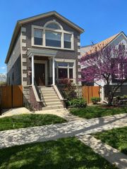 4906 N Kruger Avenue, Chicago, IL 60630